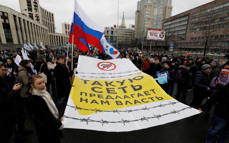 cum-si-a-construit-rusia-propriul-internet,-s-a-izolat-de-restul-planetei,-iar-rusii-au-ajuns-sa-traiasca-intr-o-bula-informationala