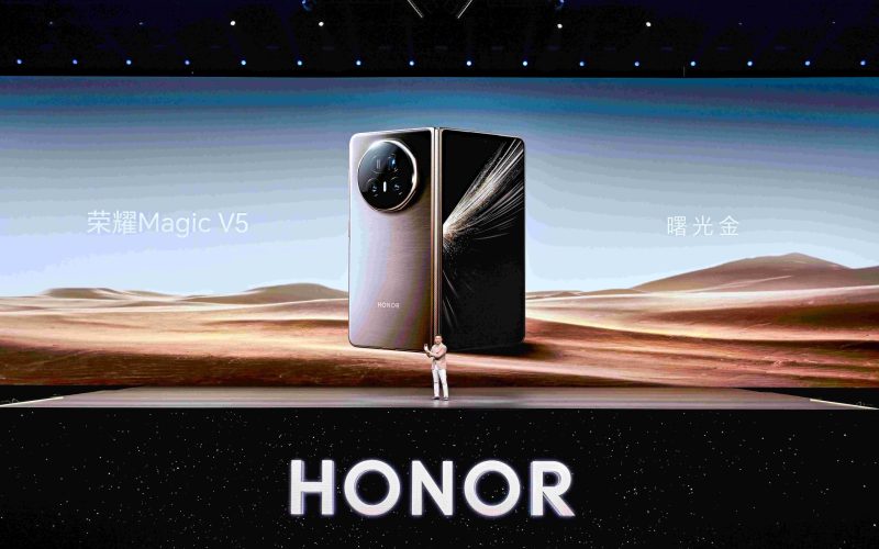 honor-magic-v5,-cel-mai-subtire-telefon-pliabil,-lansat-oficial.-ce-trebuie-sa-stii-despre-alternativa-la-galaxy-z-fold,-oppo-find-n-si-oneplus-open