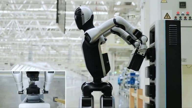 robotul-umanoid-care-munceste-nonstop-si-isi-schimba-singur-bateria.-minunea-tehnologica-vine,-ca-de-obicei,-de-la-chinezi