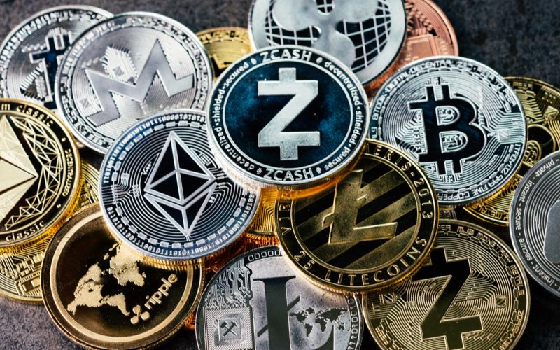 criptomonedele,-mai-usor-de-pierdut-ca-niciodata.-cat-de-costisitoare-sunt-amenintarile-cibernetice-si-fraudele-online-in-2025