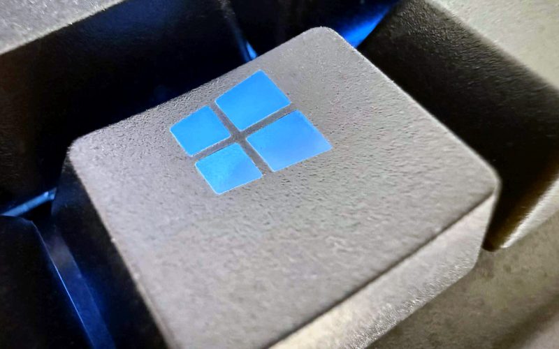 windows-11-permite-continuarea-activitatii-din-aplicatiile-android-direct-pe-pc