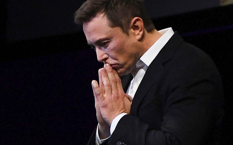 atac-asupra-unui-fost-oficial-din-subordinea-lui-elon-musk:-doi-adolescenti,-acuzati-de-tentativa-de-jaf-auto