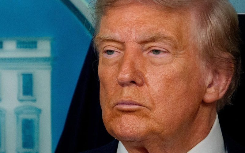 nvidia-si-amd-pot-vinde-cipuri-ai-in-china,-dar-cu-o-conditie-stricta-impusa-de-donald-trump.-ce-li-se-cere-companiilor?
