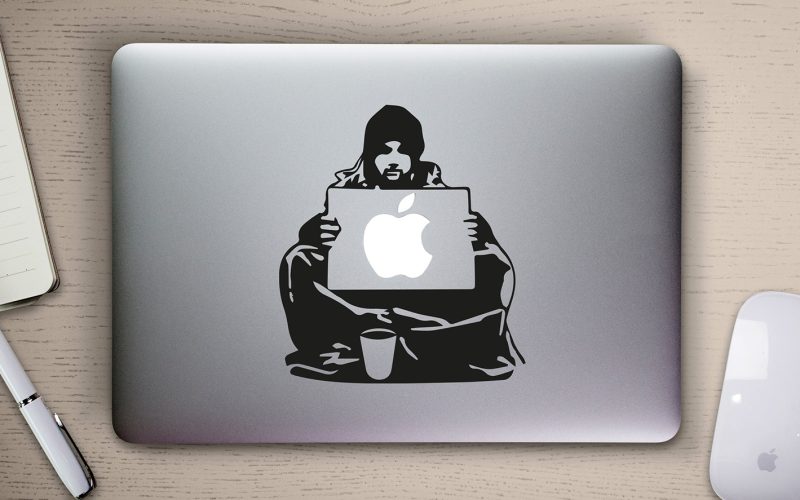 apple-se-pregateste-sa-lanseze-primul-macbook-„ieftin”-din-istoria-companiei
