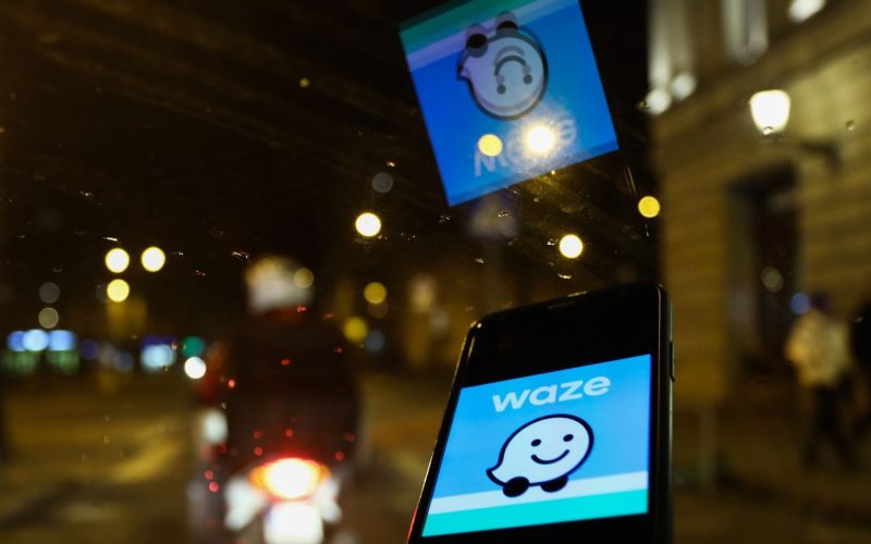functiile-ascunse-din-waze-care-pot-schimba-modul-in-care-conduci