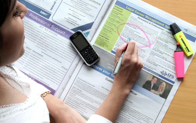 meseriile-care-vor-inlocuite-de-inteligenta-artificiala-–-top-40-joburi-pe-cale-de-disparitie