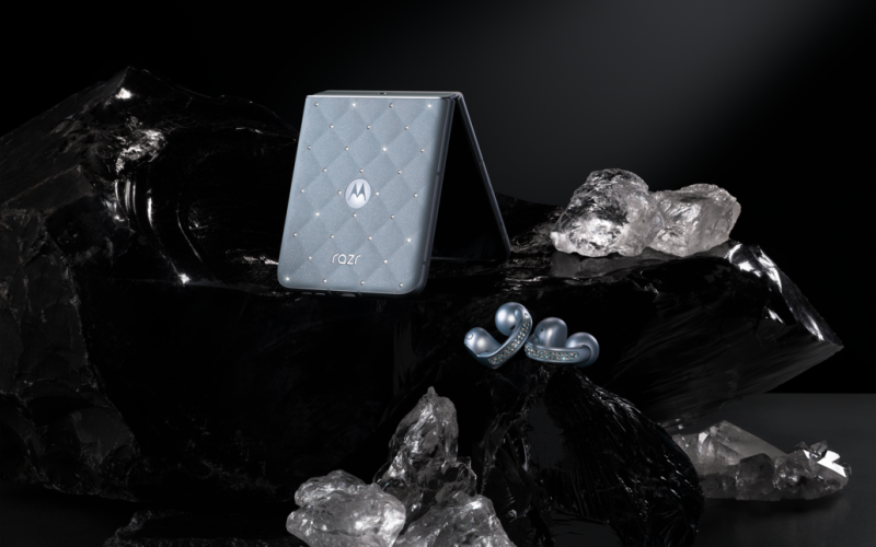 motorola-si-splend’or-lanseaza-in-romania-briliant-collection,-o-editie-limitata-cu-cristale-swarovski