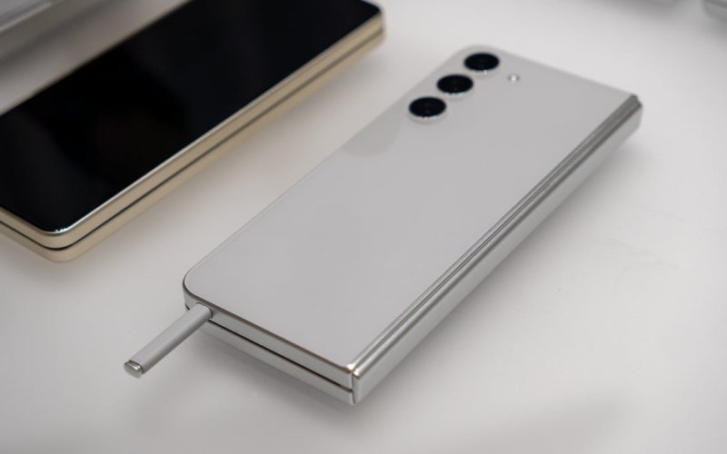 samsung-lanseaza-servicii-premium-de-service-pentru-galaxy-s-si-z.-cum-te-ajuta,-de-fapt