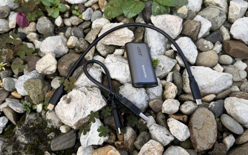 review-adata-se880-–-ssd-extern-de-viteza-mare-si,-probabil,-cea-mai-desteapta-si-rapida-solutie-de-backup.-merge-pana-si-cu-iphone,-xbox-sau-playstation