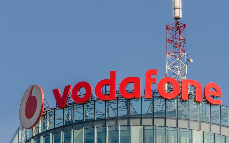 vodafone-romania-a-semnat-documentele-legale-privind-achizitia-telekom-romania