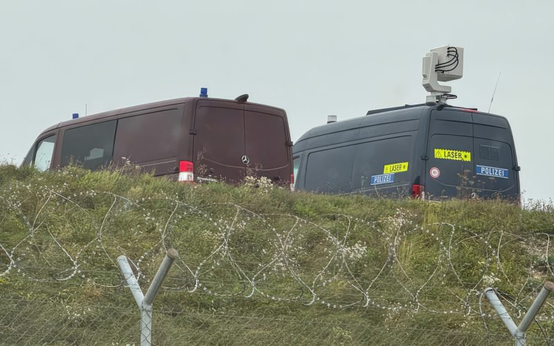 nemtii-au-trecut-la-lasere-si-radare-pentru-a-rezolva-problema-dronelor-din-aeroporturi.-aceeasi-situatie-de-la-otopeni-a-creat-un-dezastru-la-munich