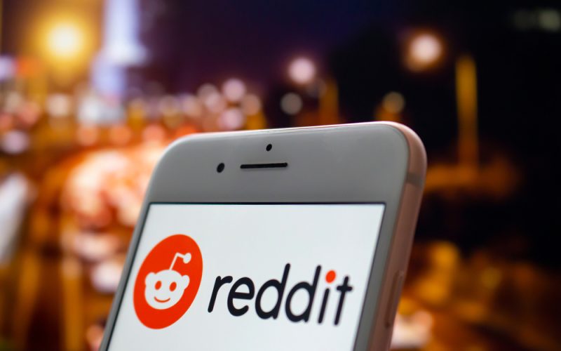 reddit-extinde-cautarea-cu-ai-in-cinci-limbi-noi:-franceza,-germana,-spaniola,-italiana-si-portugheza