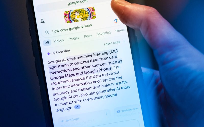 jurnalistii-din-aceasta-tara-cer-ancheta-impotriva-google:-ai-overviews,-„ucigasul-de-trafic”-care-ameninta-presa-libera