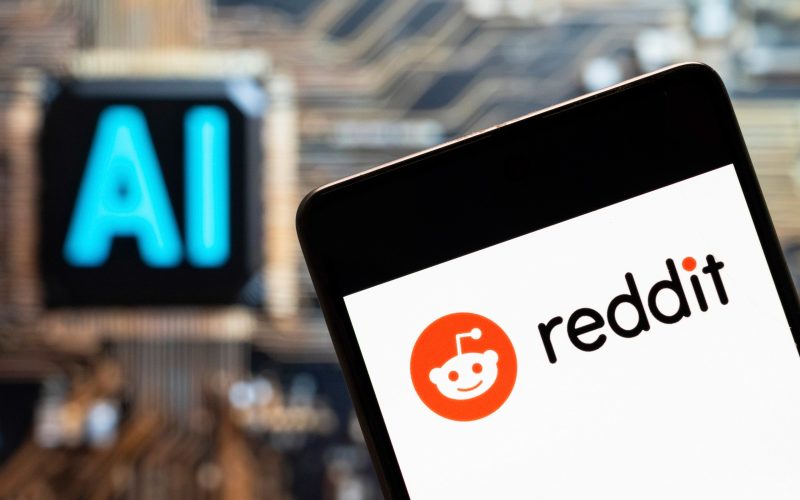 ai-ul-reddit-a-facut-o-recomandare-cel-putin-bizara.-ce-i-a-indemnat-pe-utilizatori-sa-faca,-reactia-companiei