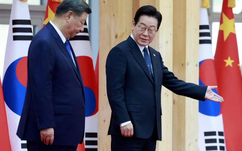 “telefoanele-xiaomi-ar-putea-veni-cu-software-de-spionaj-chinezesc”,-a-spus-presedintele-xi-jinping-razand