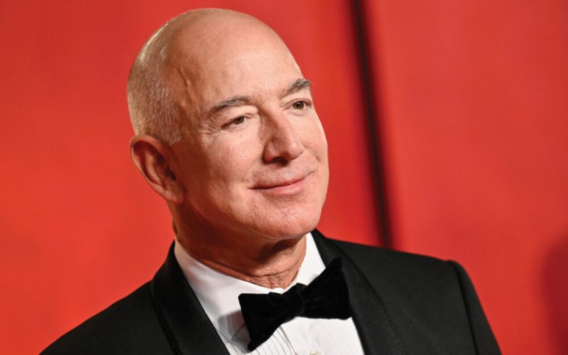 jeff-bezos-revine-in-pozitia-de-ceo:-fondatorul-amazon-preia-conducerea-unui-nou-startup-de-inteligenta-artificiala,-project-prometheus