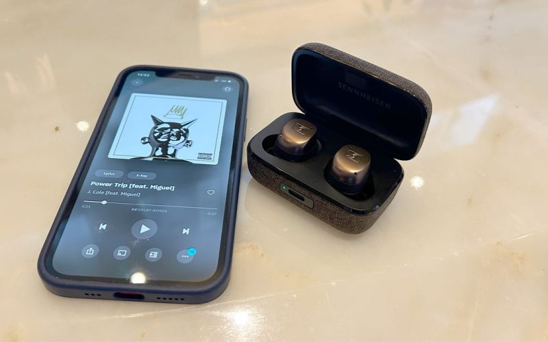 cum-functioneaza-bluetooth-multipoint-si-de-ce-nu-este-inca-un-standard-universal-in-2025