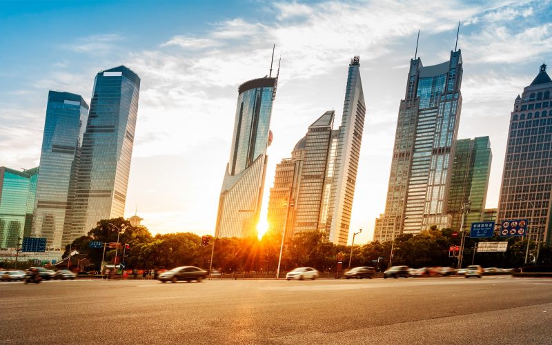 cum-eviti-efectele-de-rolling-shutter-si-flicker-atunci-cand-filmezi-in-lumina-led-sau-neon