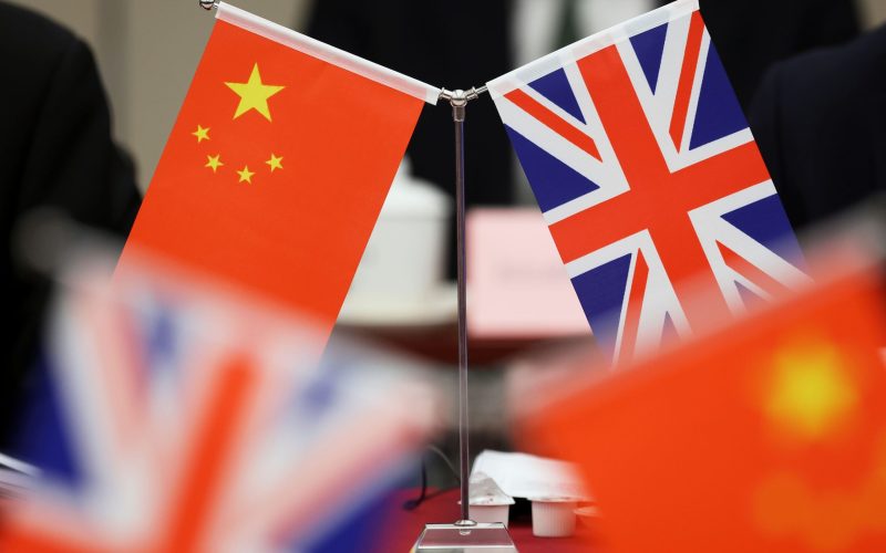 china-recruteaza-spioni-in-marea-britanie-prin-„site-uri-precum-linkedin”