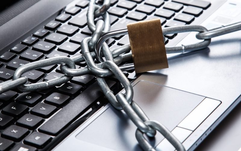 strategii-esentiale-pentru-a-ti-proteja-datele-personale-in-mediul-online.-asa-nu-te-mai-expui-tuturor