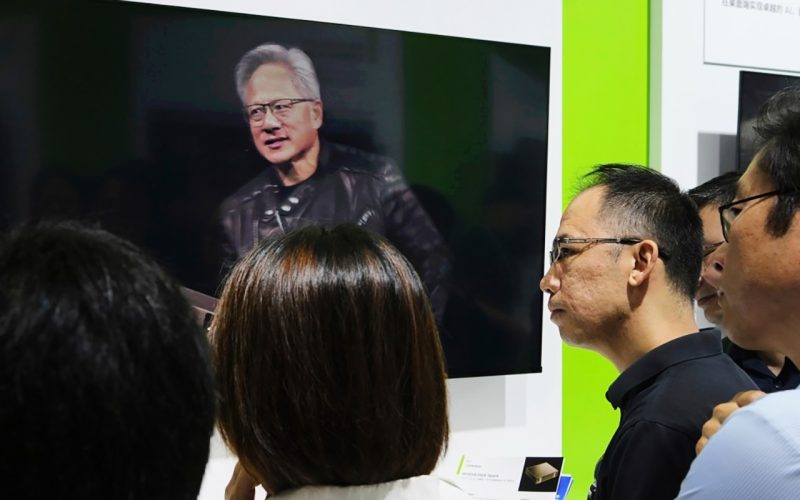 cea-mai-mare-companie-din-lume-le-cere-tuturor-sa-se-linisteasca-in-fata-bulei-ai.-ce-stie-nvidia-si-altii-nu