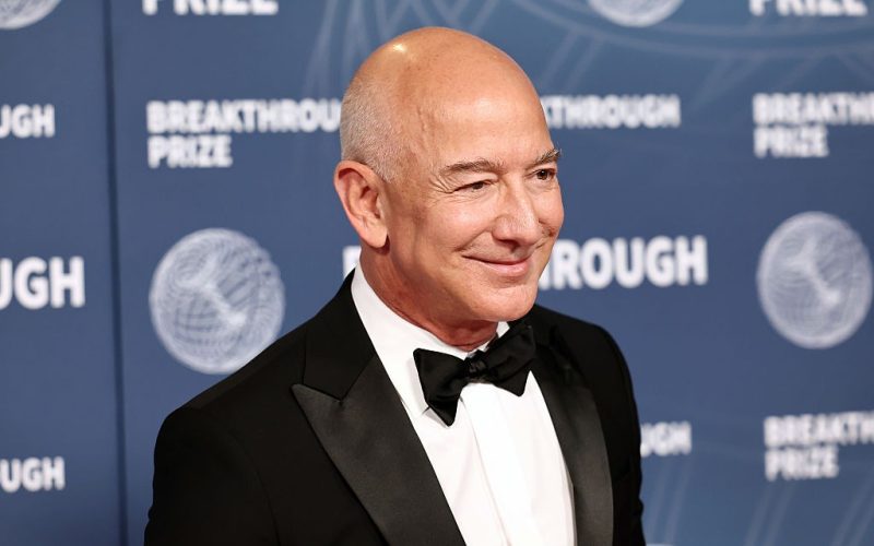inteligenta-artificiala-nu-va-inlocui-niciodata-aceasta-categorie-de-angajati,-spune-jeff-bezos